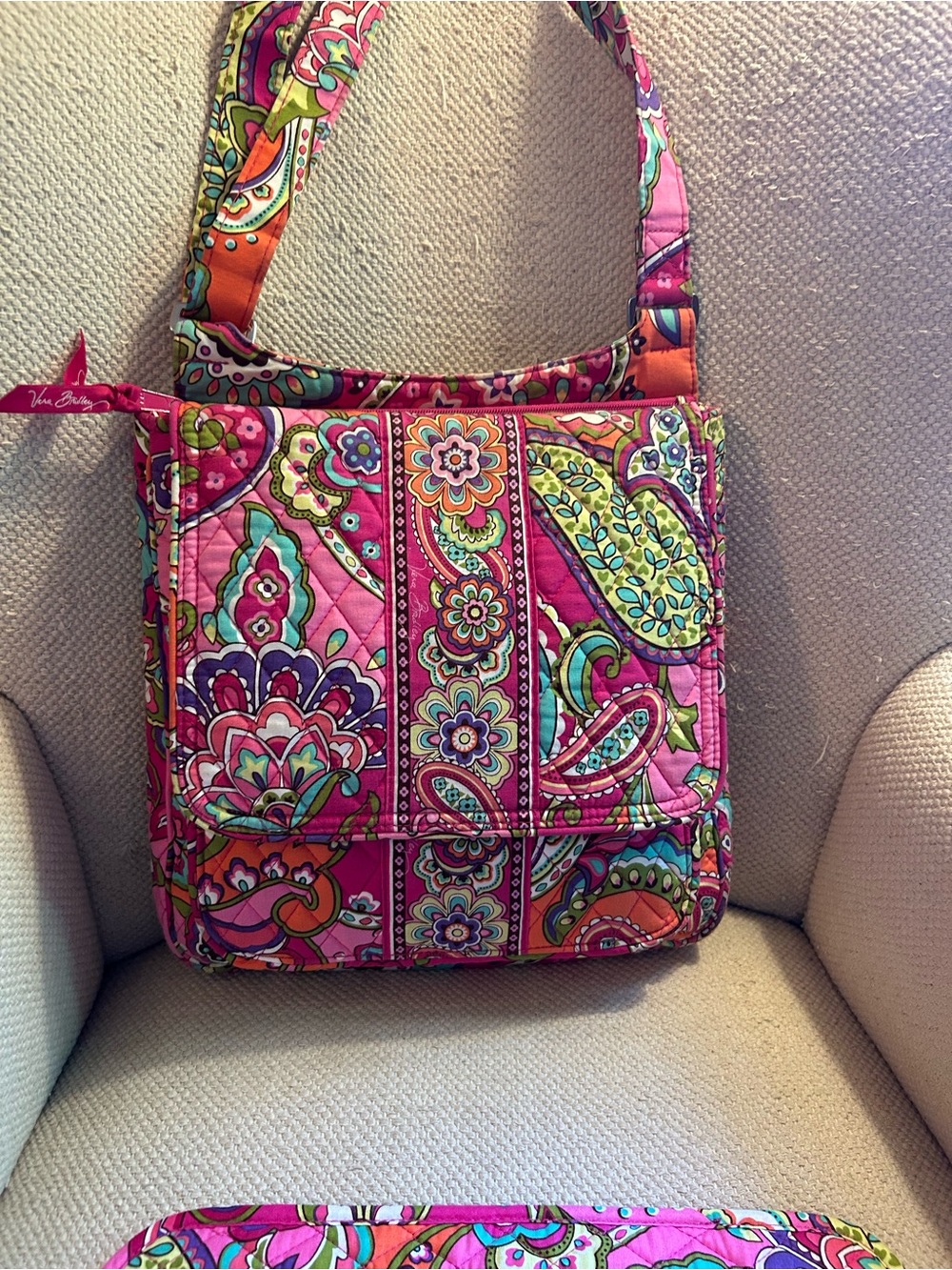 Vera Bradley Pink Swirls Paisley Quilted crossbody